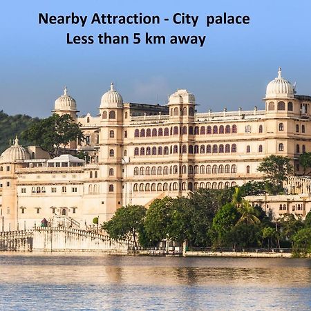 Oyo 23296 Hotel Quality Time Udaipur Exteriör bild
