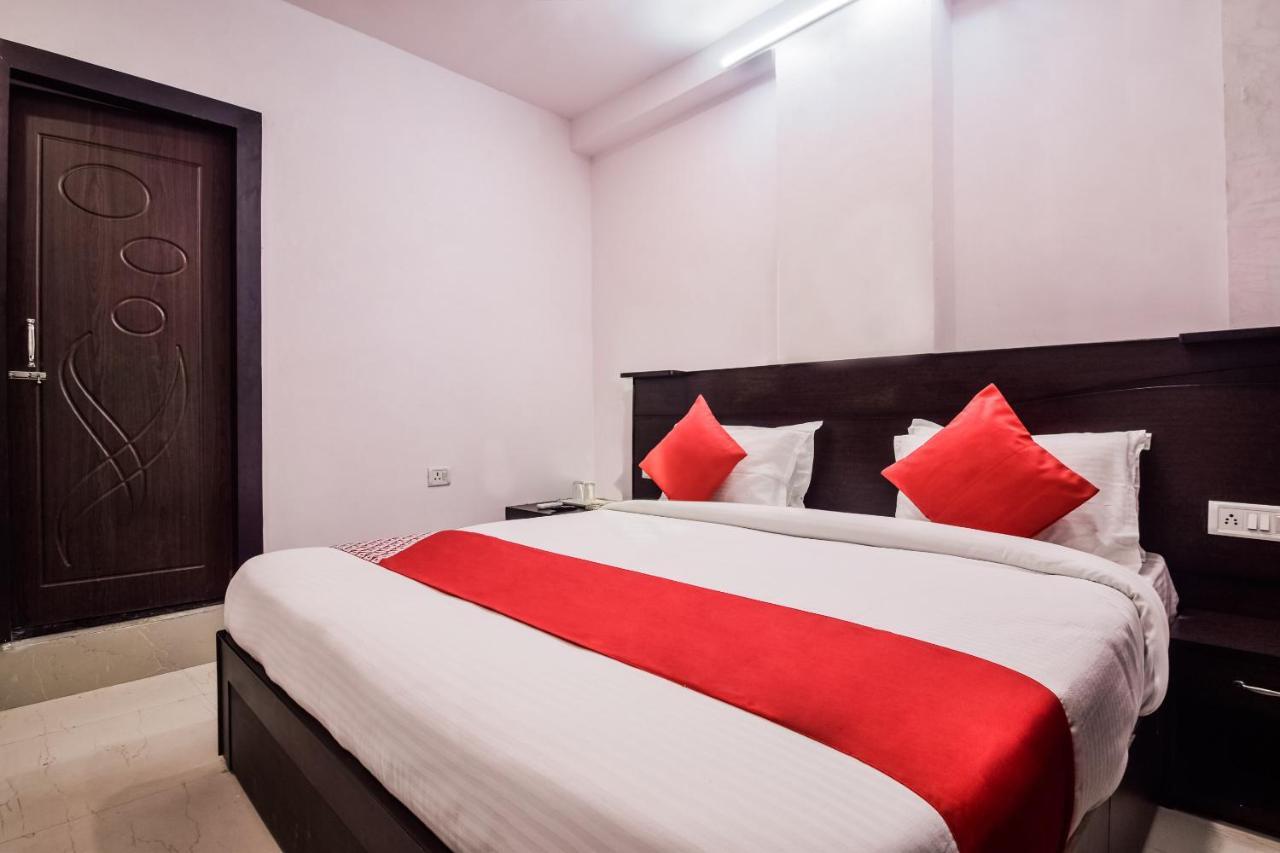 Oyo 23296 Hotel Quality Time Udaipur Exteriör bild